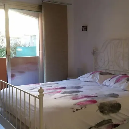 Beautifull 2 Appt, Closed Main Sights! Apartment